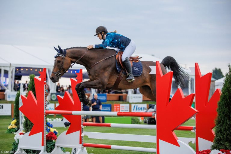 Spurs and Sparkles back in the saddle to support Queensway Carleton Hospital